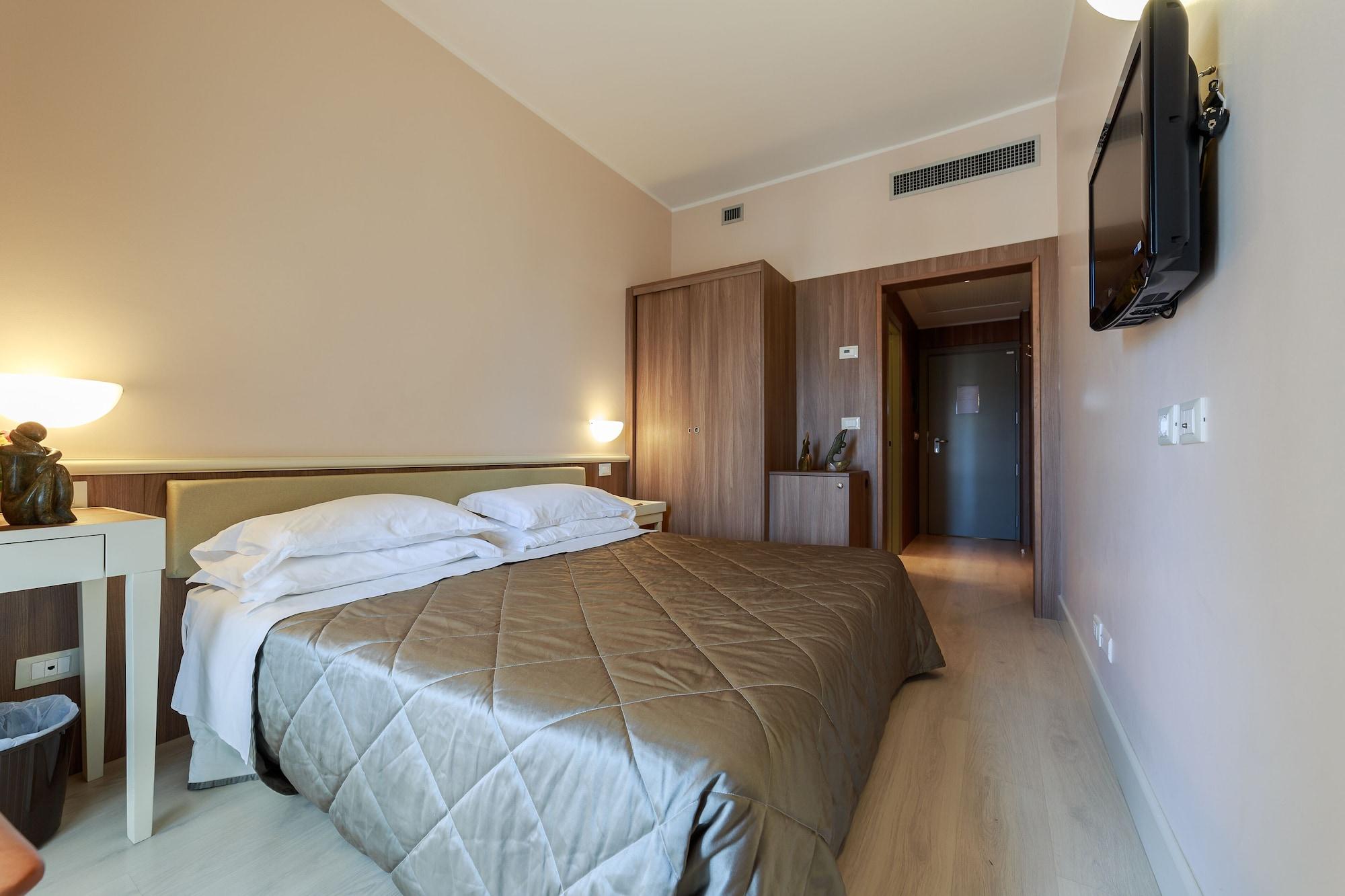 Hotel Mirasole International Gaeta Esterno foto
