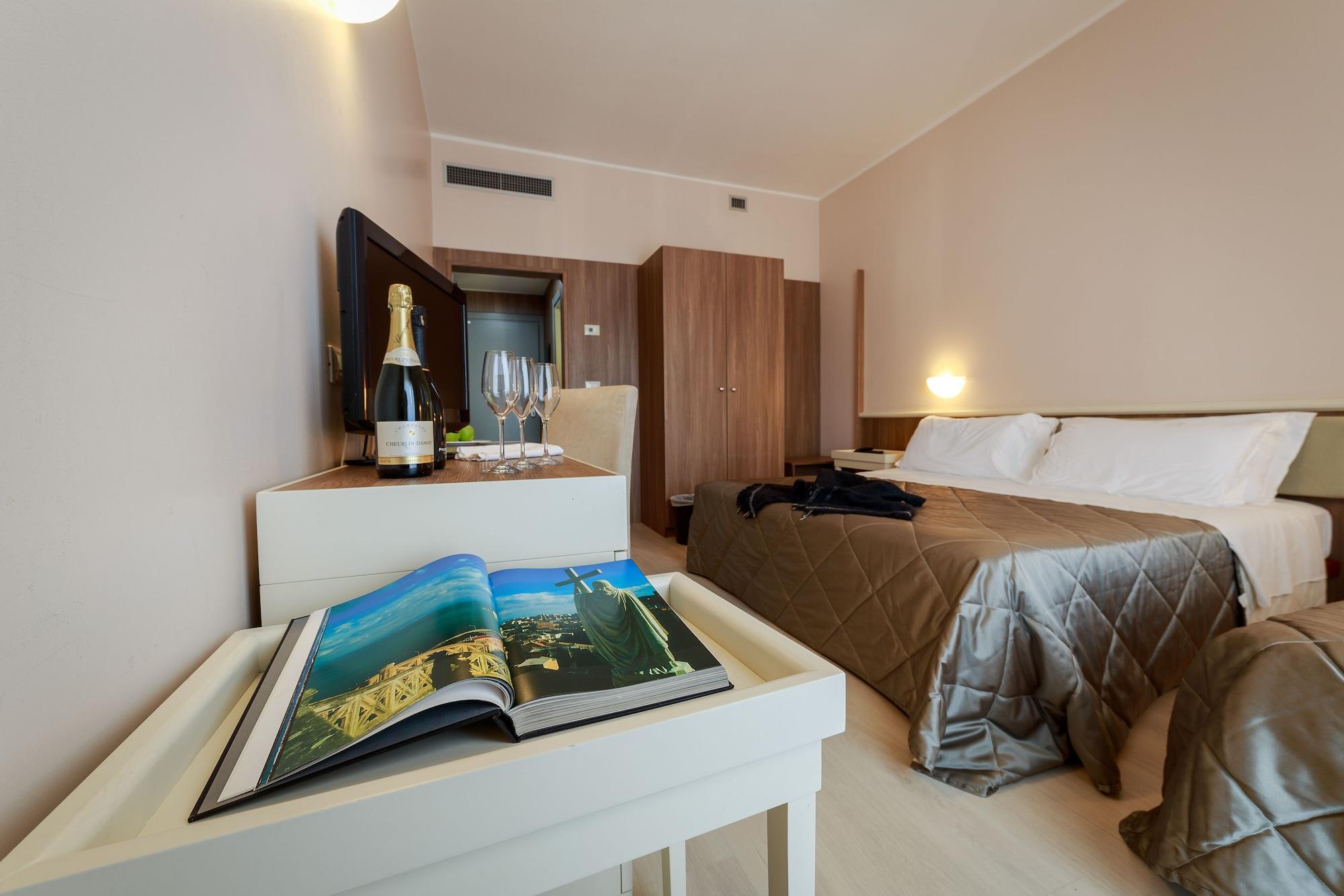 Hotel Mirasole International Gaeta Esterno foto