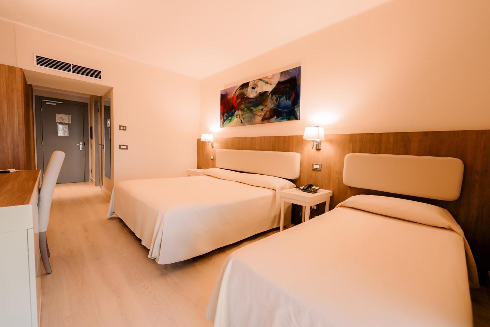 Hotel Mirasole International Gaeta Esterno foto