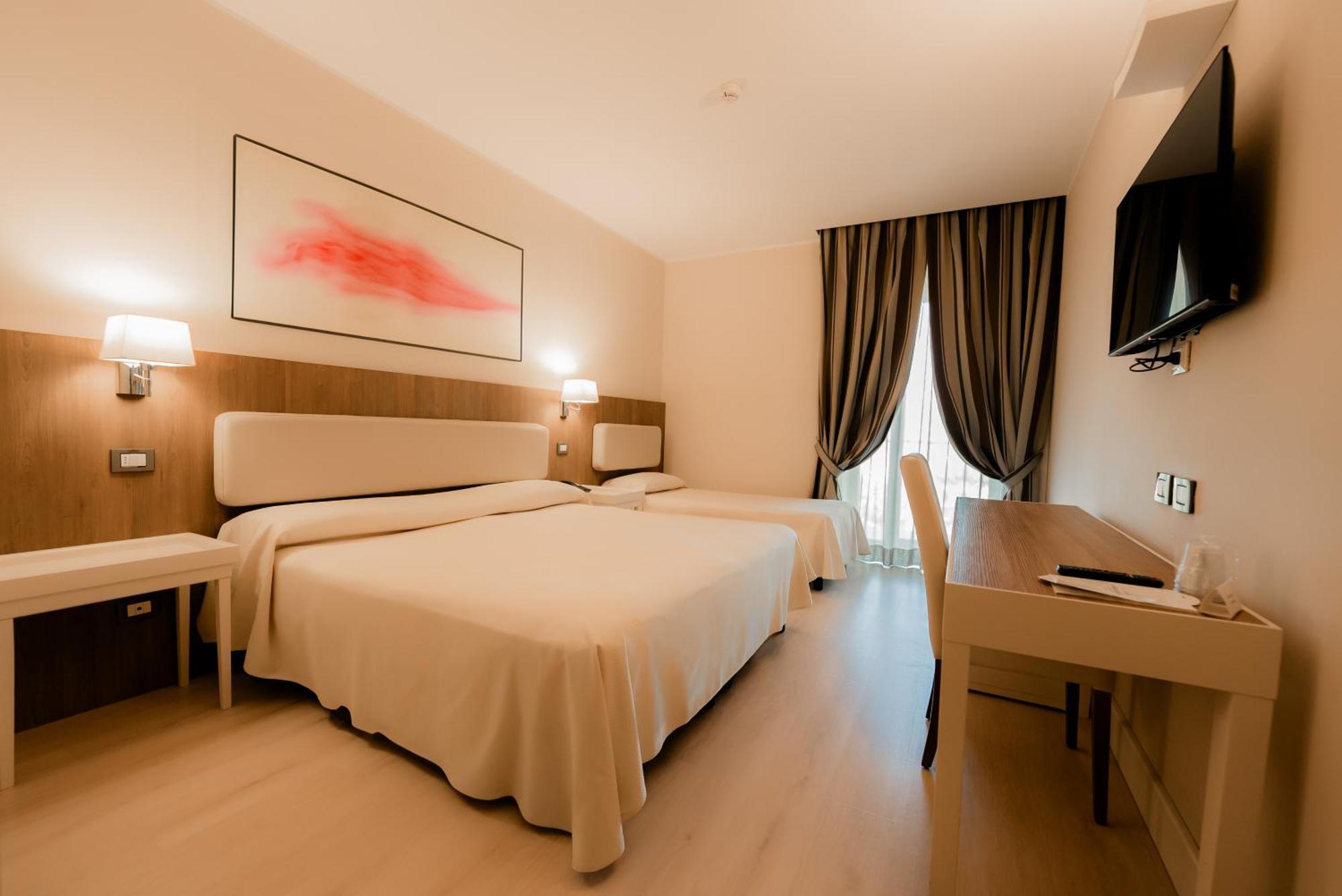 Hotel Mirasole International Gaeta Esterno foto