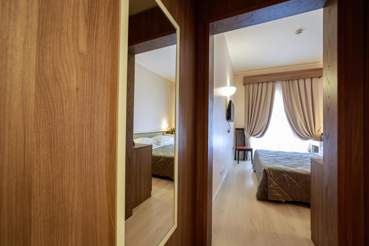 Hotel Mirasole International Gaeta Esterno foto